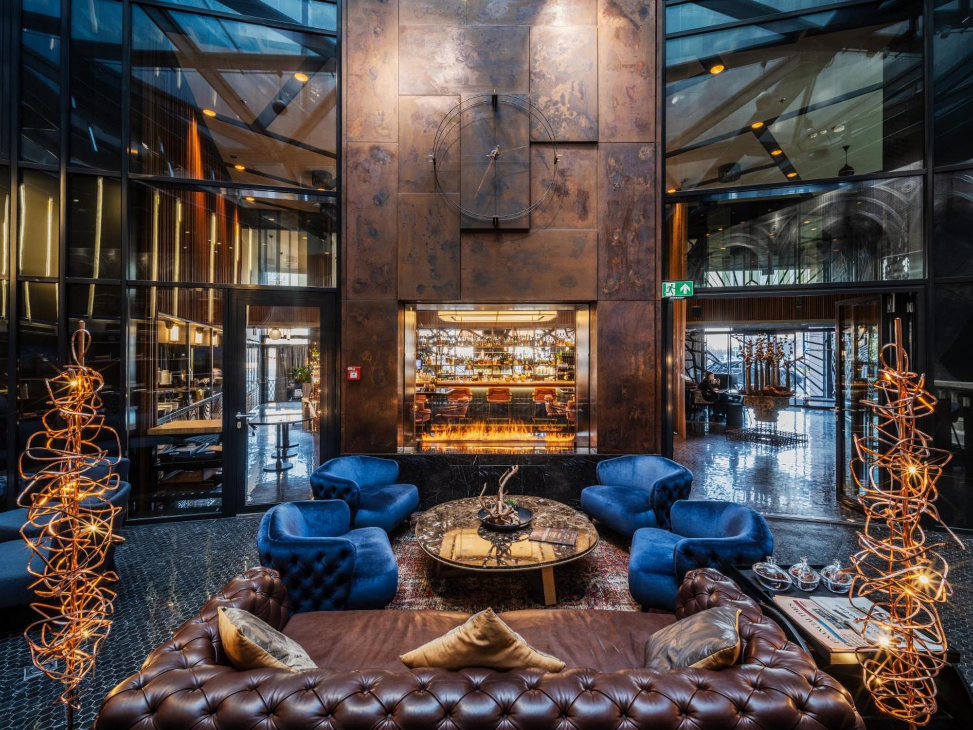 โรงแรมคลาร์ก บูดาเปสต์ ภายนอก รูปภาพ The lobby of the hotel