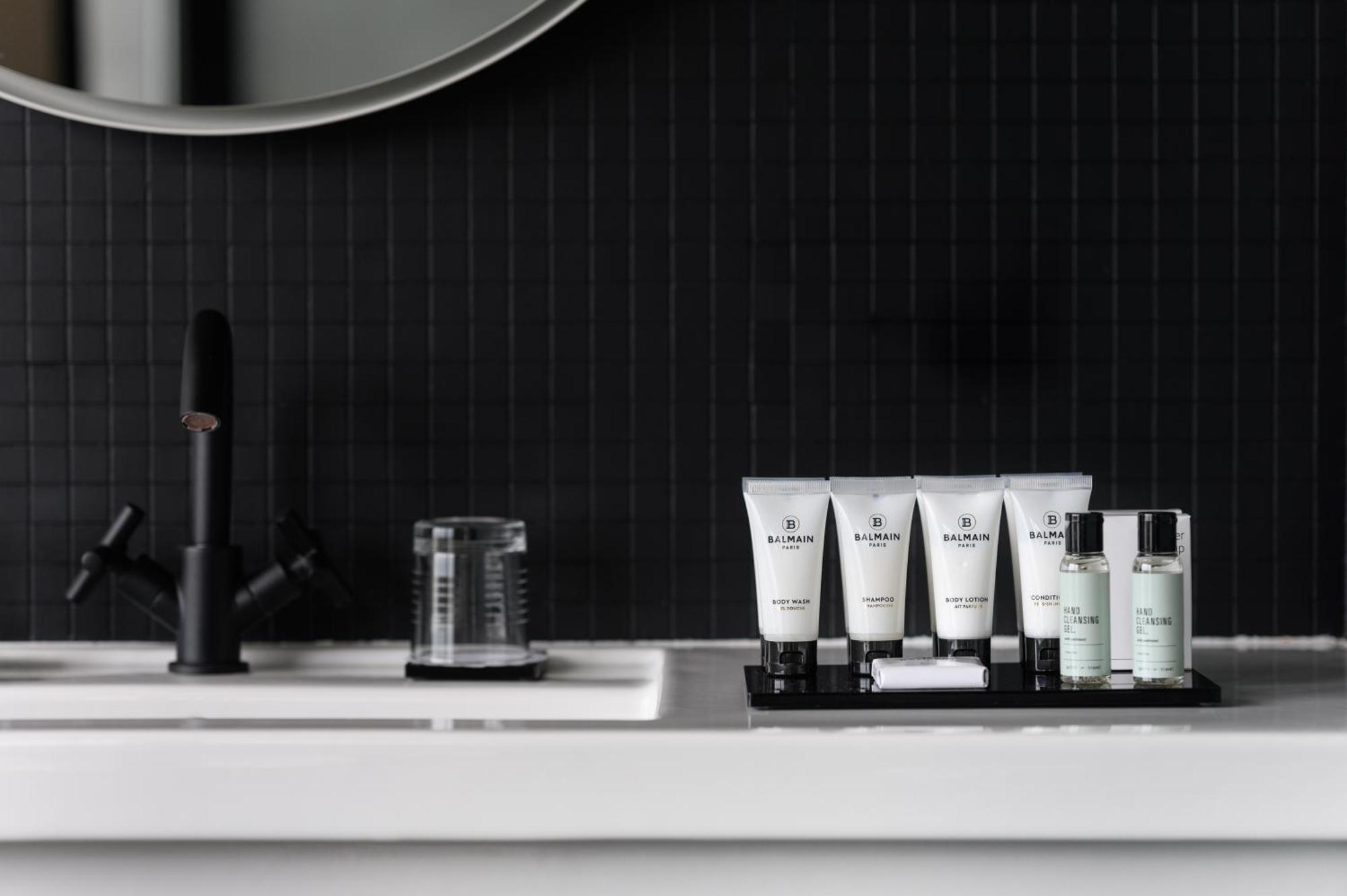 โรงแรมคลาร์ก บูดาเปสต์ ภายนอก รูปภาพ The White Company toiletries