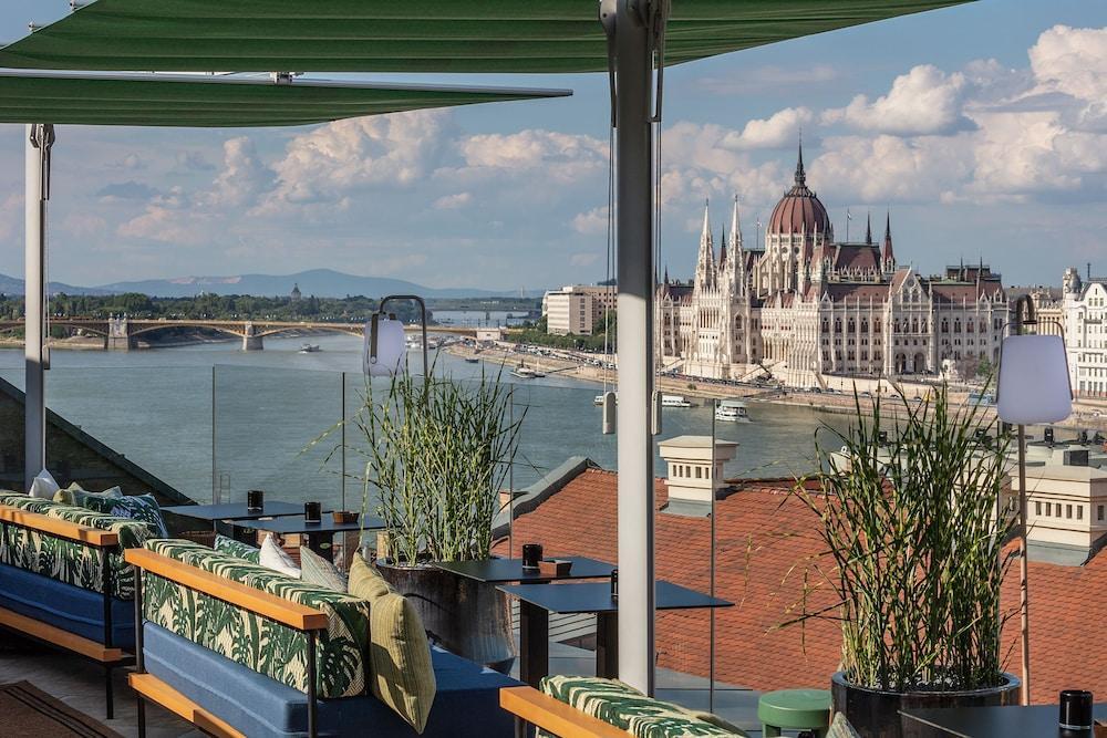 โรงแรมคลาร์ก บูดาเปสต์ ภายนอก รูปภาพ View from the rooftop terrace
