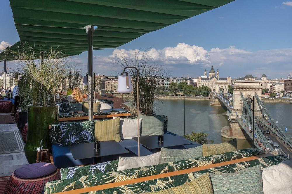 โรงแรมคลาร์ก บูดาเปสต์ ภายนอก รูปภาพ View from the rooftop terrace