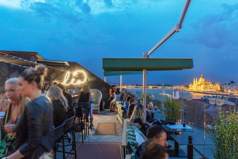 โรงแรมคลาร์ก บูดาเปสต์ ภายนอก รูปภาพ View from the rooftop